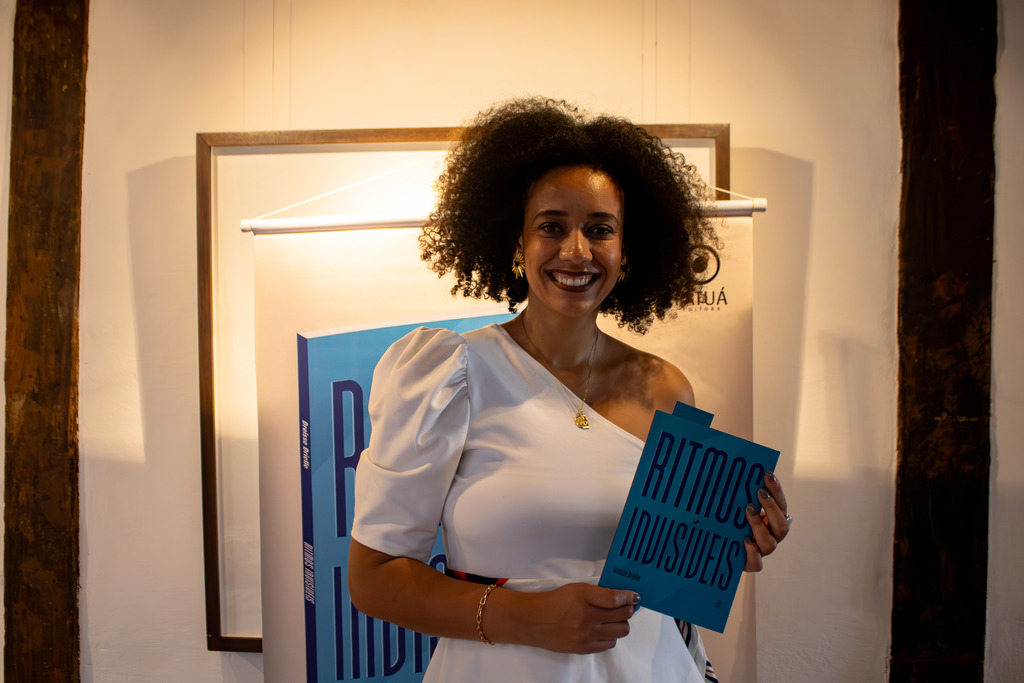 Marianense Dreisse Drielle lança Ritmos Invisíveis