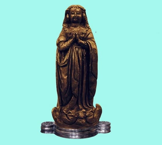 Nossa Senhora Aparecida e a cidade de Mariana