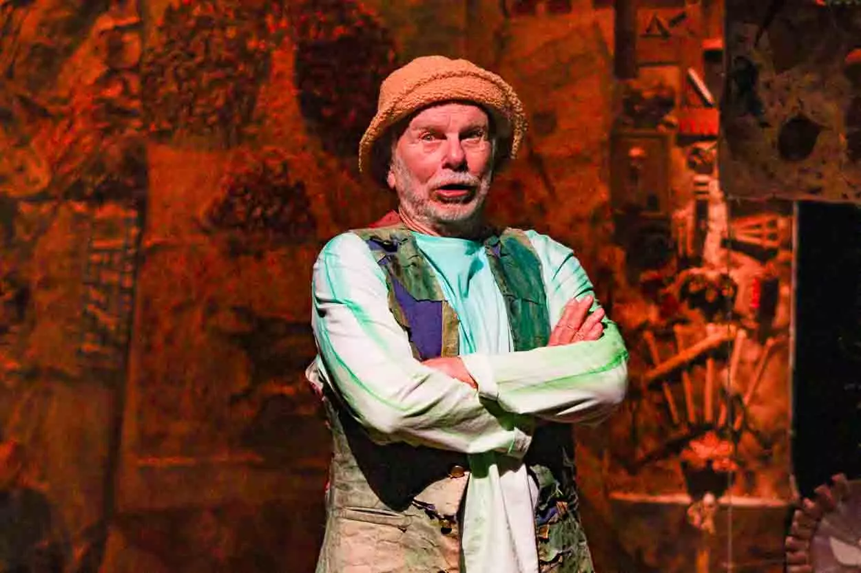 Jonas Bloch emociona Mariana com “Delírio” poético