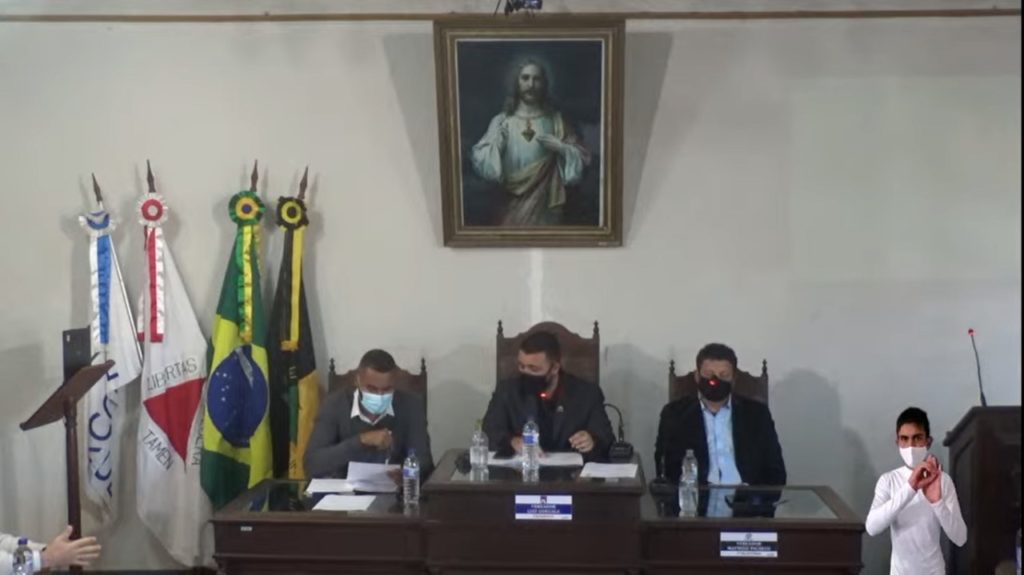 Setor juridico da CMOP esclarece questões sobre Chamamento Público de Assessoria Técnica à CPI. Foto: Reprodução Facebook CMOP