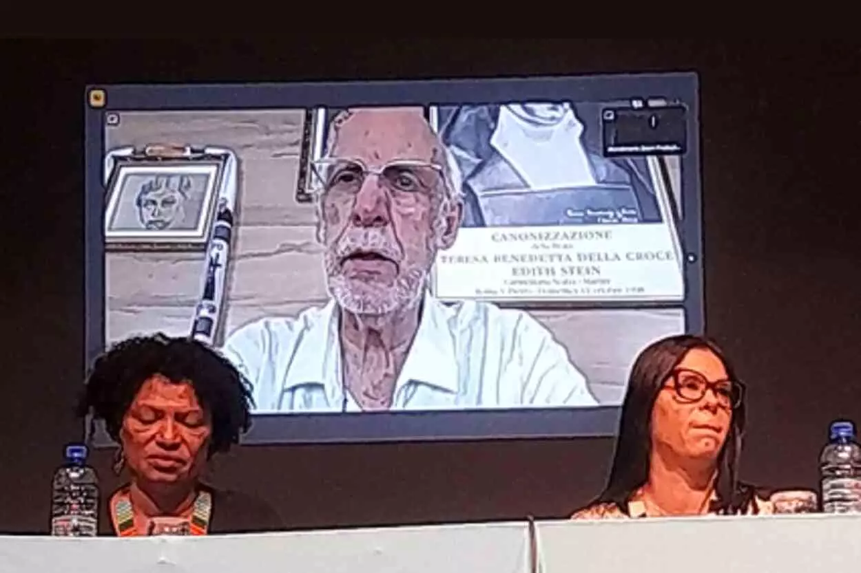 Padre Júlio Lancellotti teve sua primeira participação, no debate "Todos pela Vida", relacionada a questões envolvendo a população em situação de rua – Foto: Luiz Loureiro/Agência Primaz