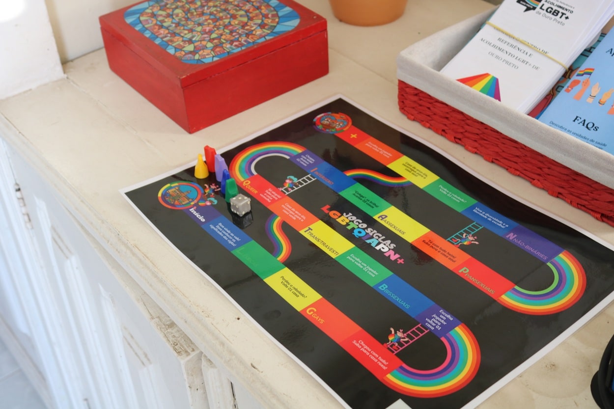 Como parte da Semana do Orgulho, o CRA LGBT+ realiza tarde de jogos e reforça a missão de ser um espaço ativo na luta por direitos e respeito