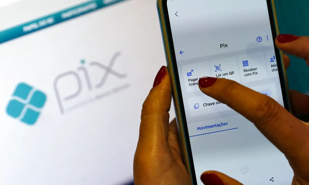 Com a atualização do MED, a partir de outubro, usuários poderão contestar transações fraudulentas diretamente no aplicativo, sem contato com o banco.
