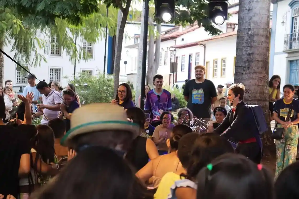 Jardim, Cine teatro Municipal e Praça da Sé, no último dia do Encontro Intrnacional de Palhaços 2025 - Fotos:  Agência Primaz