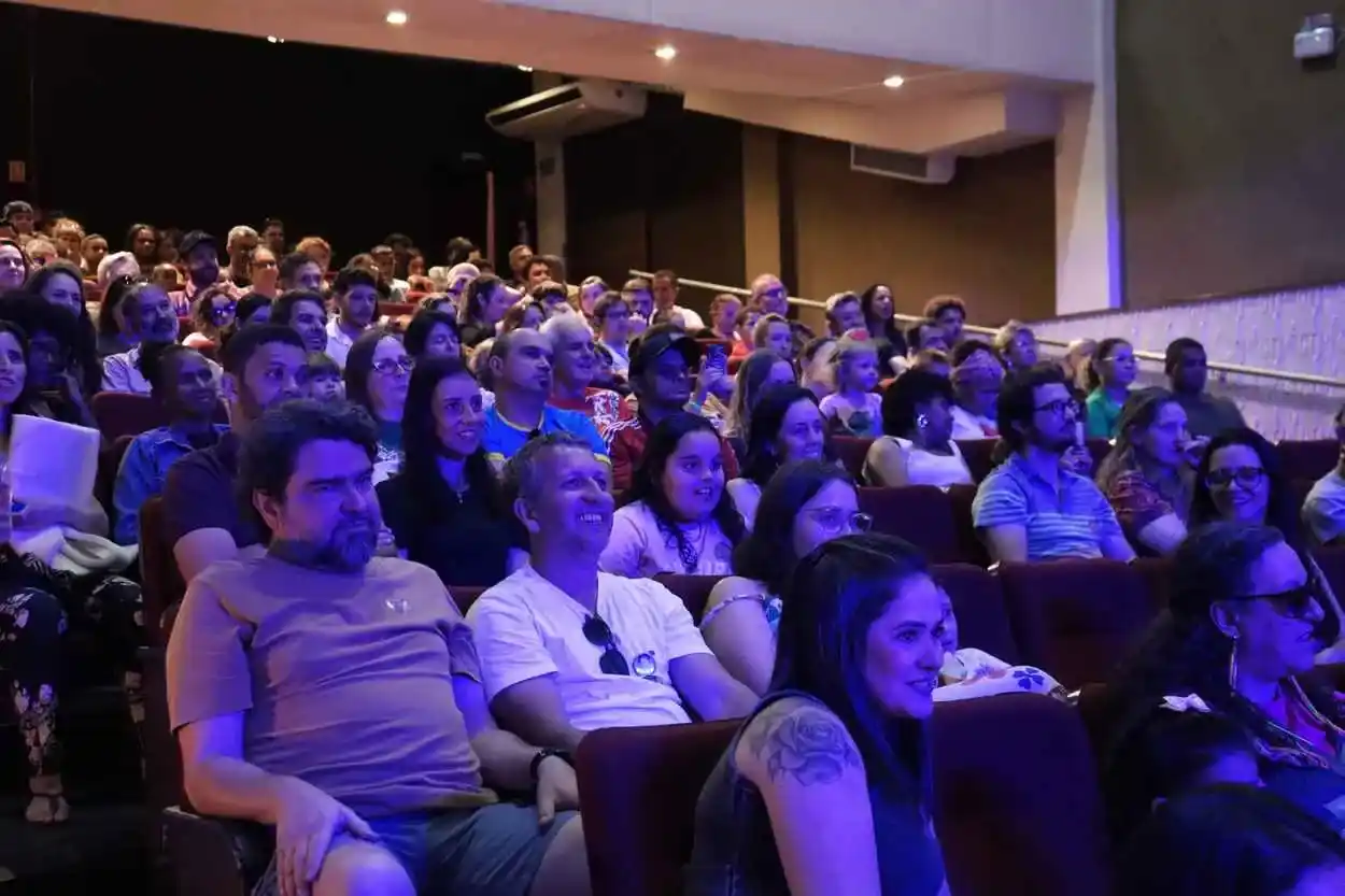 Jardim, Cine teatro Municipal e Praça da Sé, no último dia do Encontro Intrnacional de Palhaços 2025 - Fotos:  Agência Primaz
