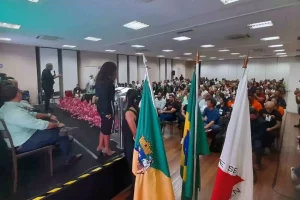A abertura do evento, no Centro de Convenções foi presenciada por um bom público