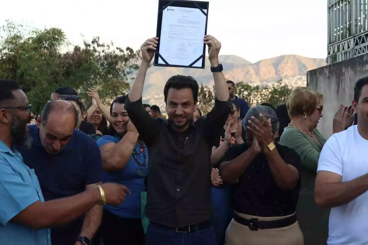 Durante a cerimônia da ordem de serviço da UBS Rosário, Juliano Duarte reforçou seu compromisso de construir uma creche no bairro