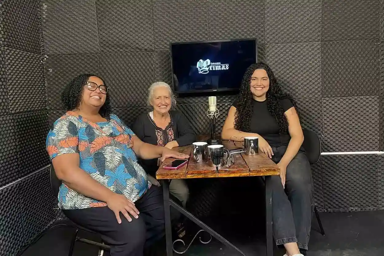 Pia Chaves e Raquel Silva integram a diretoria da Associação dos Doceiros e Agricultores Familiares de São Bartolomeu, criada em 2009 - Foto: Joyce Campolina/Agência Primaz