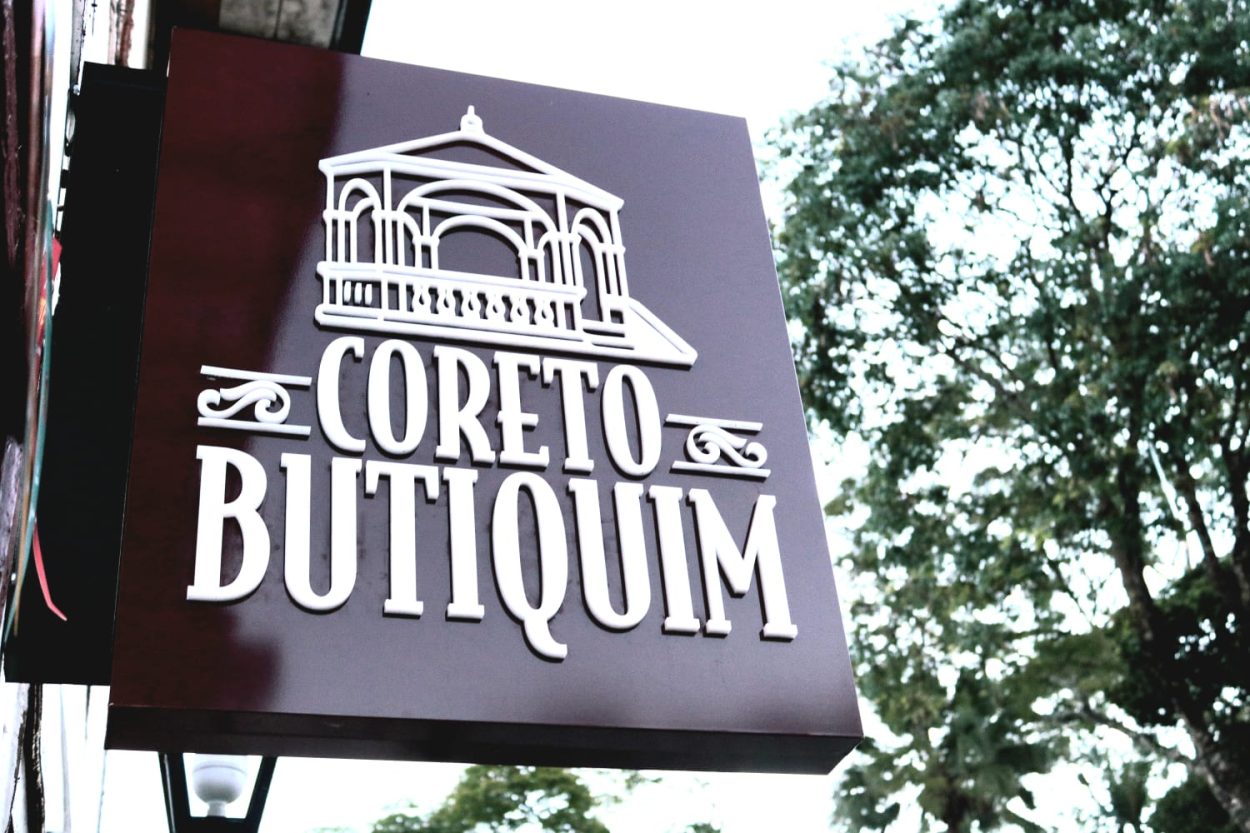 Jiló no coreto butiquim