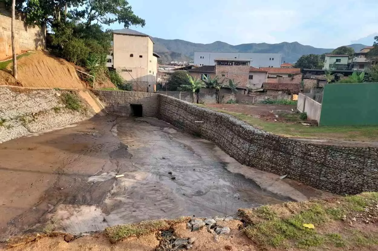 Bacia de dissipação construída nos arredores da Travessa Monsenhor Rafael Coelho